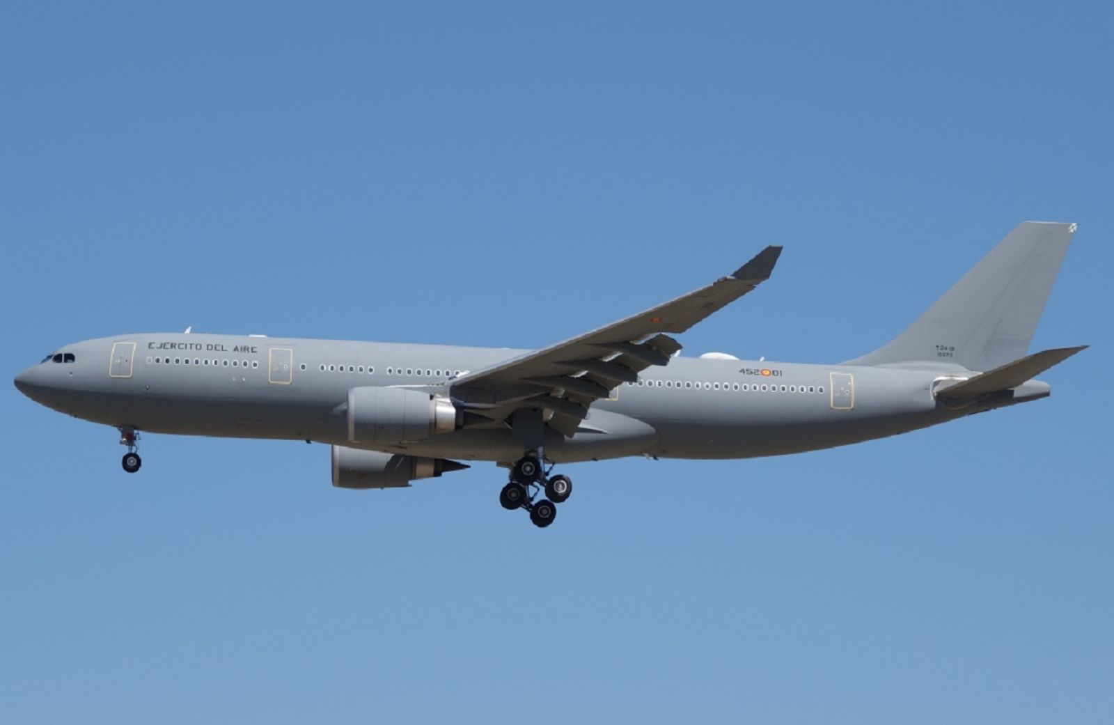 avion ejercito ministra