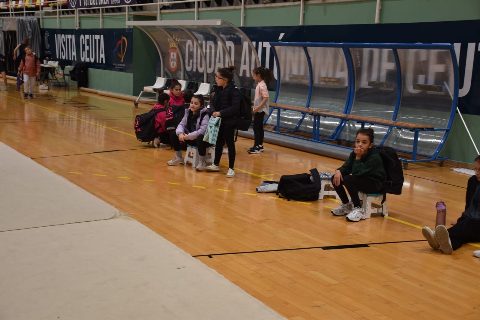 La Federación de Gimnasia abre sus puertas con una jornada solidaria