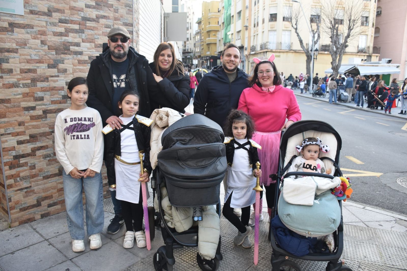 El Carnaval llena de color y ruido las calles del centro