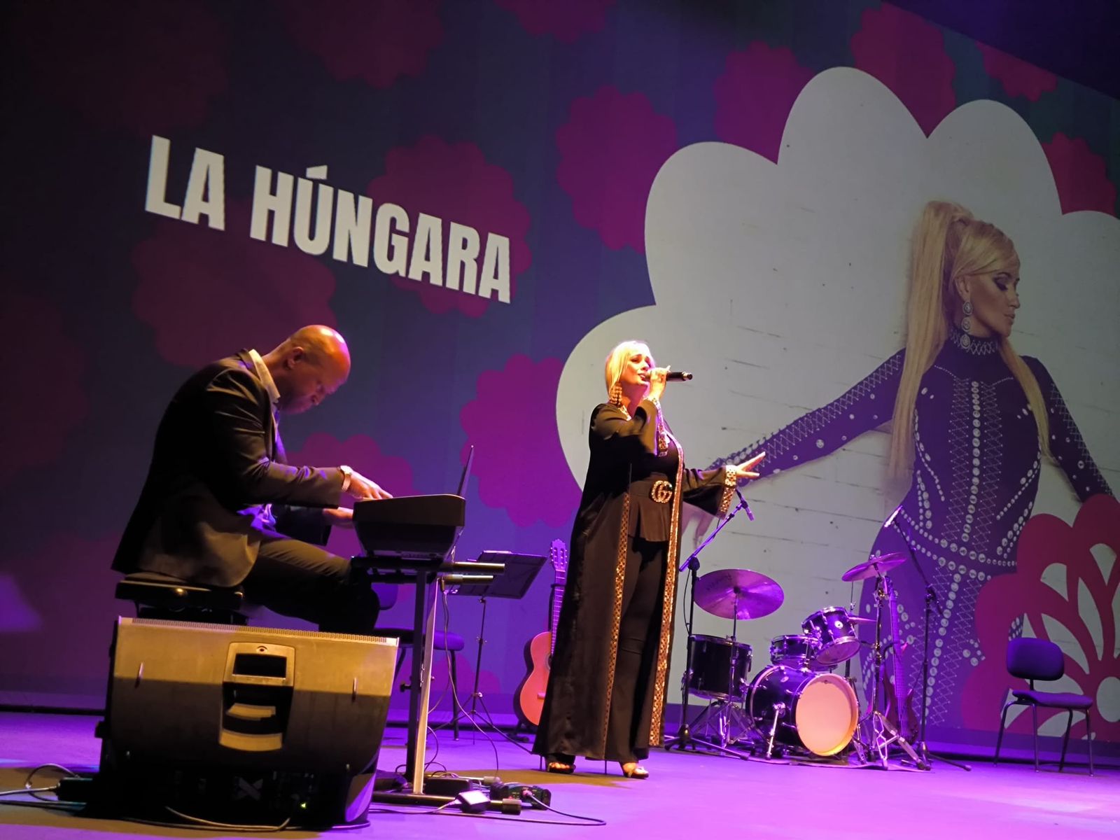 Radiolé vuelve a encender el Revellín en una noche entregada al flamenco
