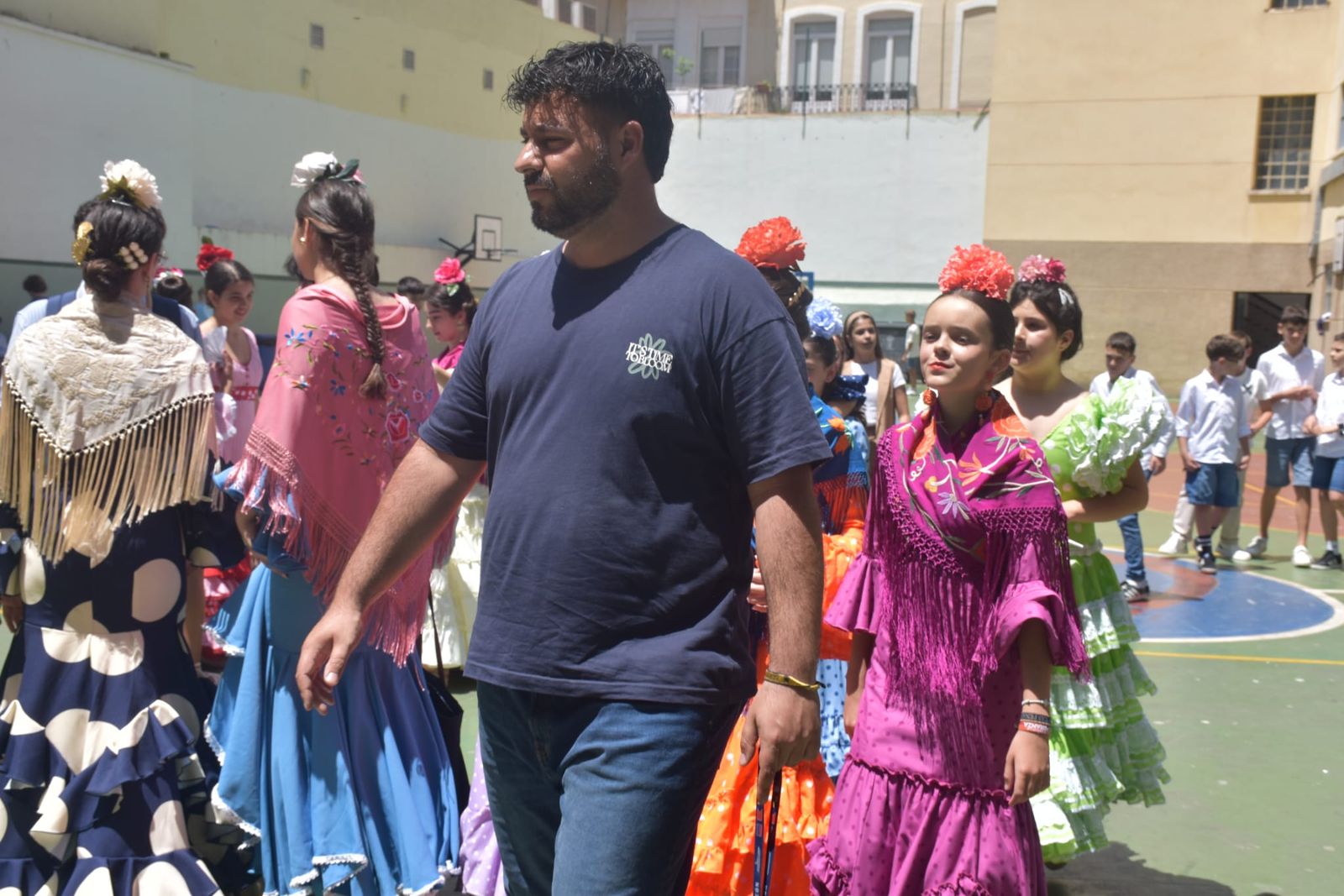 El Colegio de San Agustín disfruta de una feliz jornada solidaria con su Cruz de Mayo