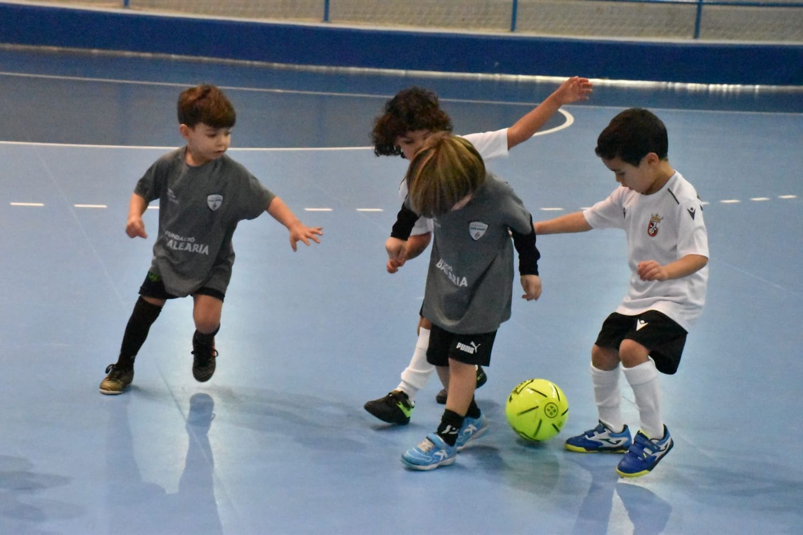 Los debutantes ganan protagonismo en el torneo 'Un Juguete, Una Sonrisa'