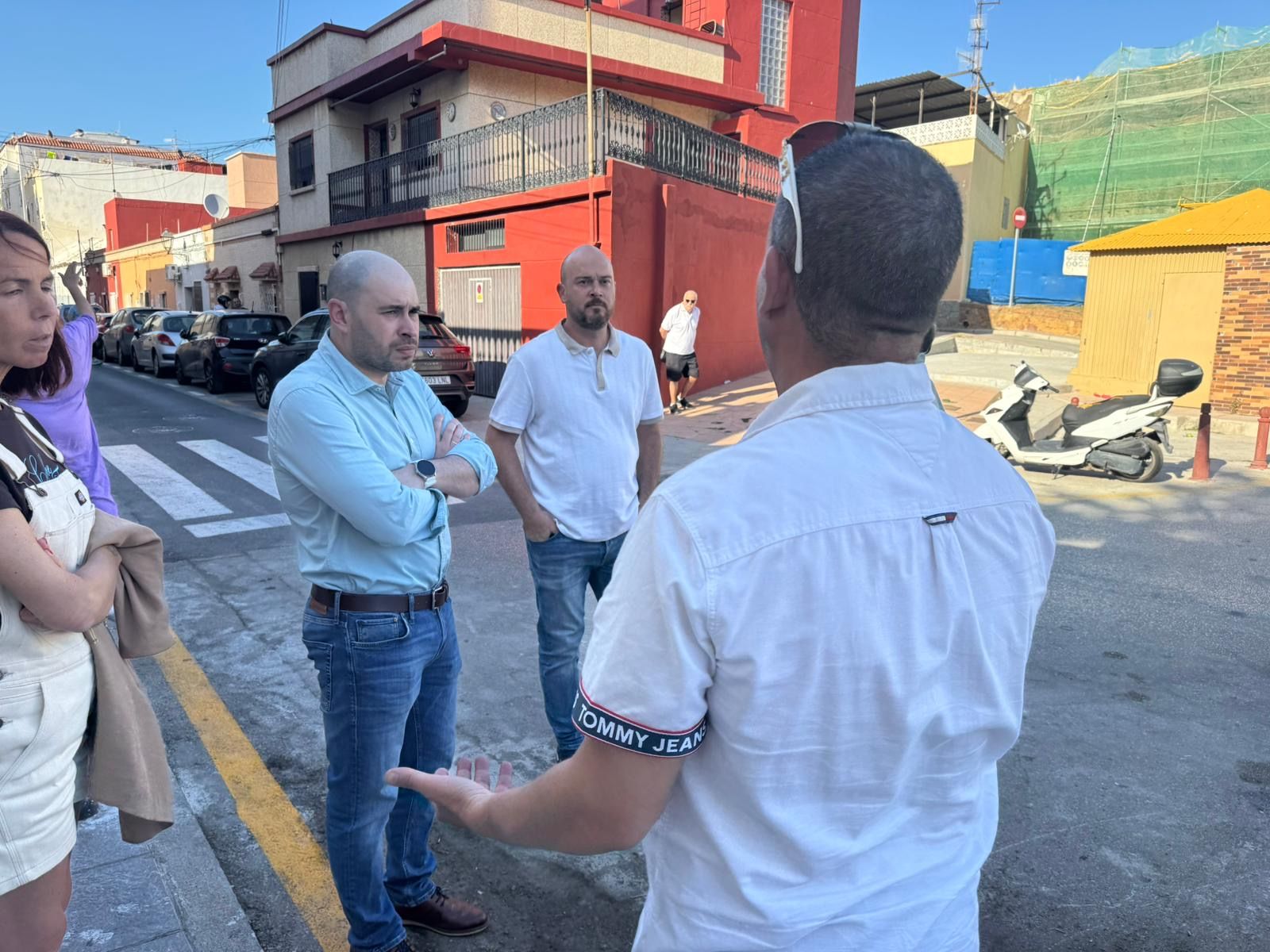 El PSOE en su visita a Villajovita