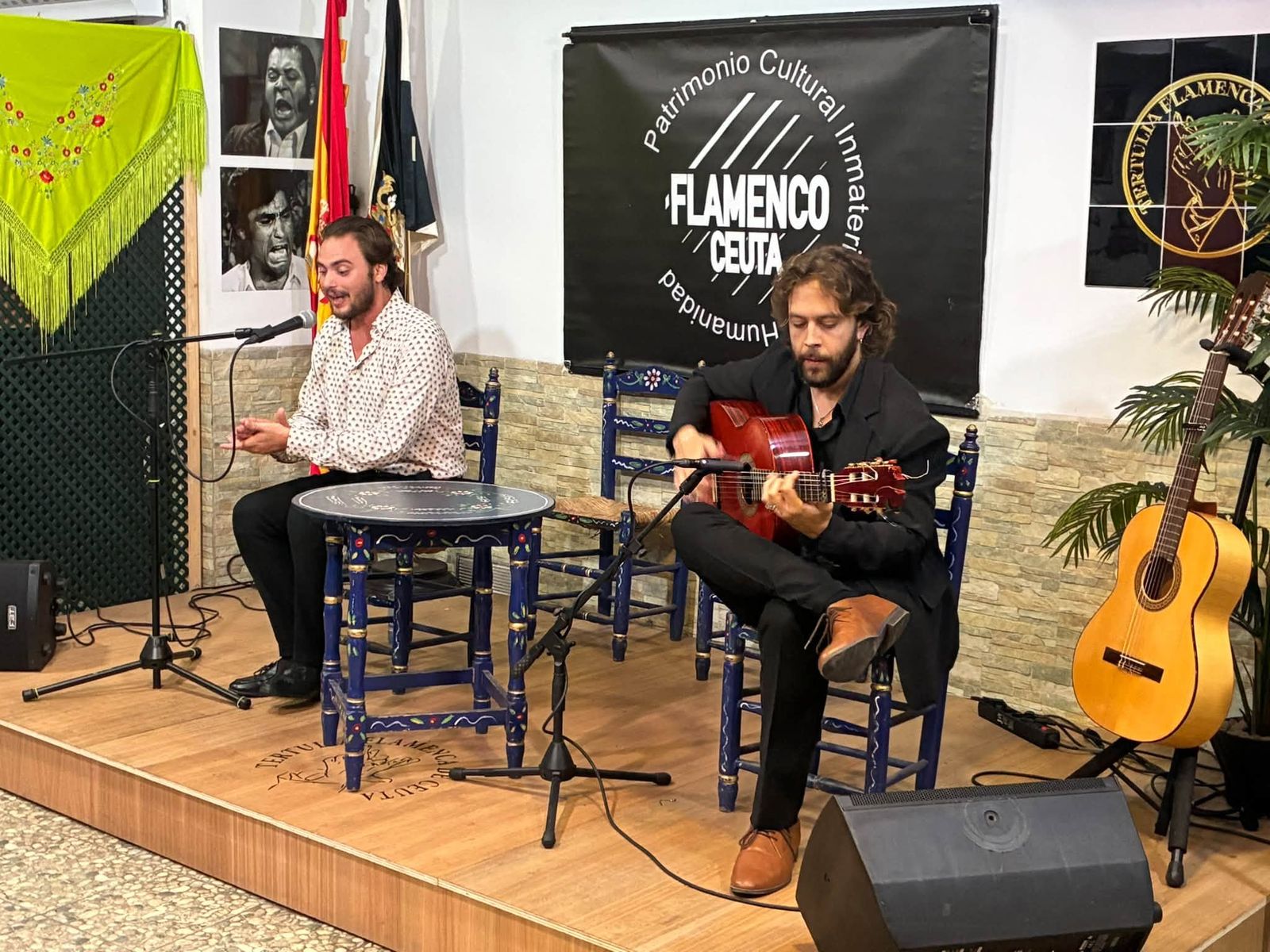 El V Ciclo de Otoño Flamenco en el Estrecho arrancó con el cante de Manuel de la Tomasa
