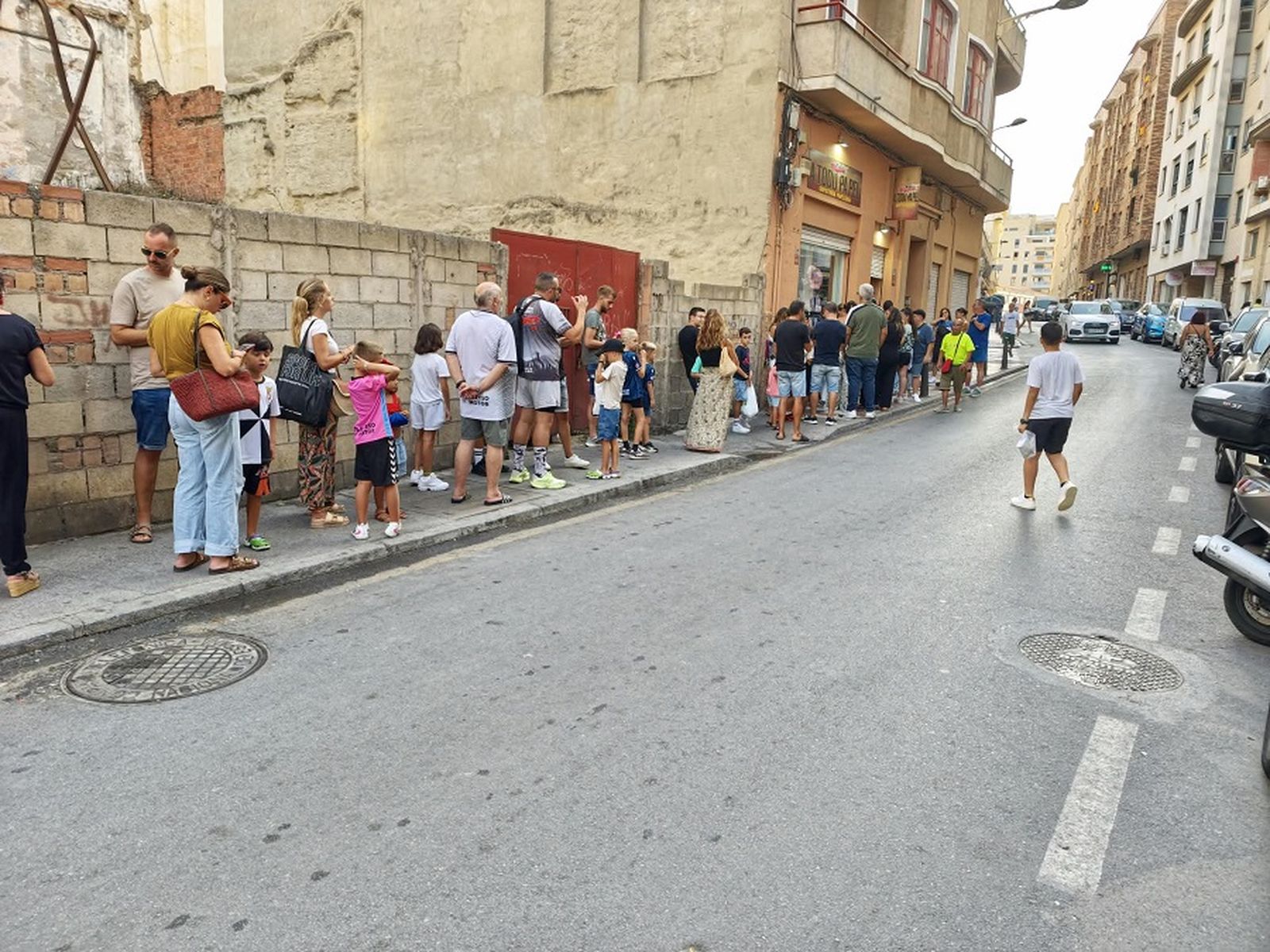 Firma de los jugadores de la AD Ceuta