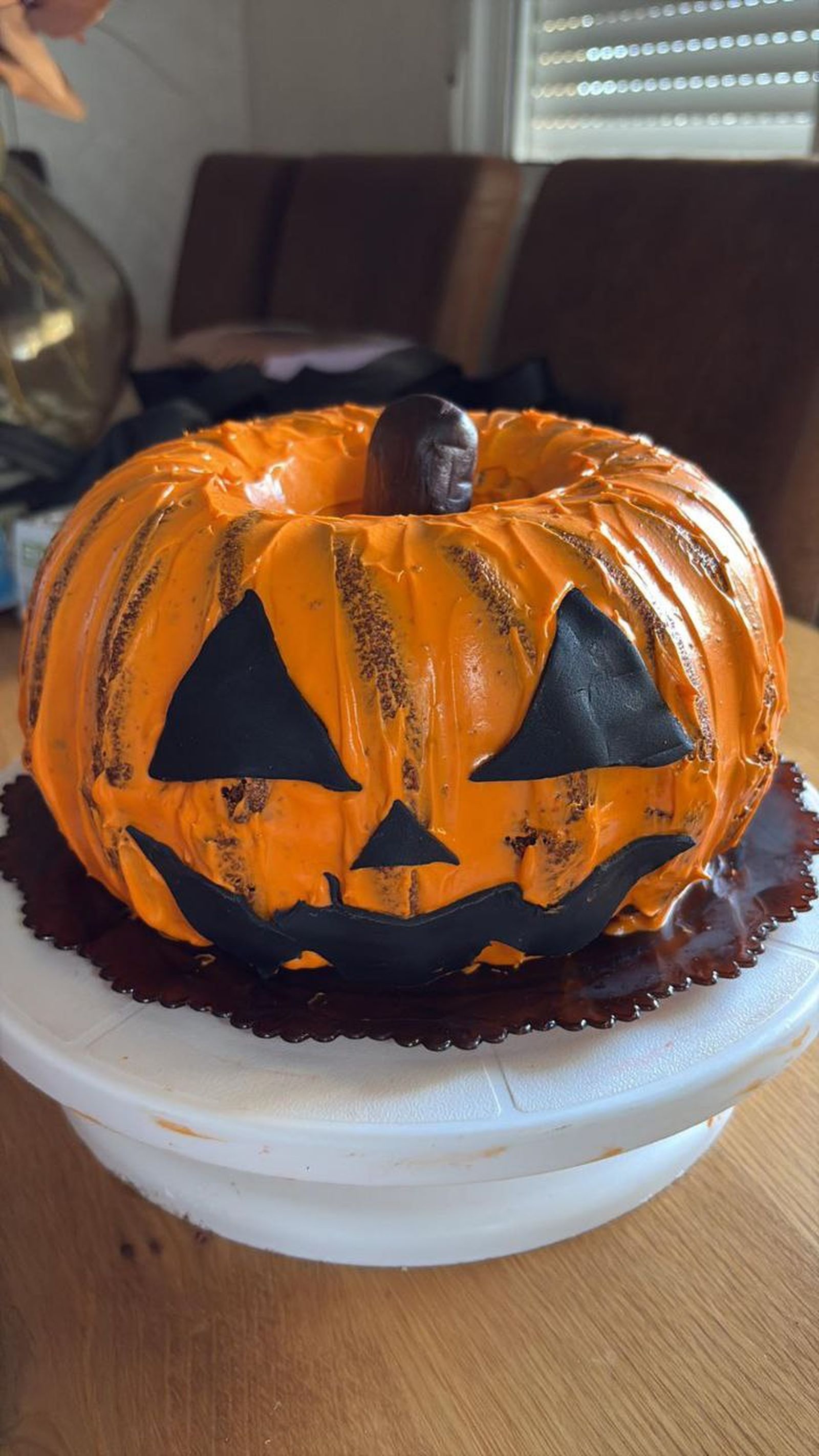 FOTOGALERÍA |  Balón-tiro, frutos secos y dulces para celebrar Halloween y la Mochila en el Rey Juan Carlos I FOTOGALERÍA |  Balón-tiro, frutos secos y dulces para celebrar Halloween y la Mochila en el Rey Juan Carlos I