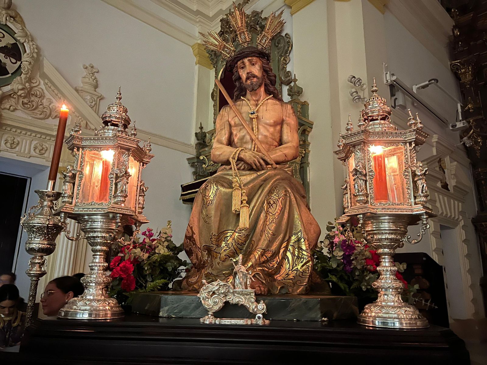 FOTOGALERÍA | El Viacrucis de las Penas se celebra en San Francisco sin traslado por la amenaza de lluvia