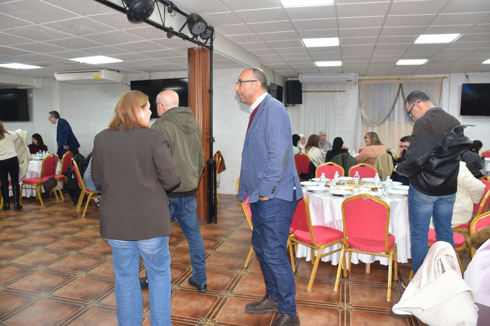 La comunidad educativa celebra el iftar de la FAMPA con “un espíritu constructivo y de colaboración”