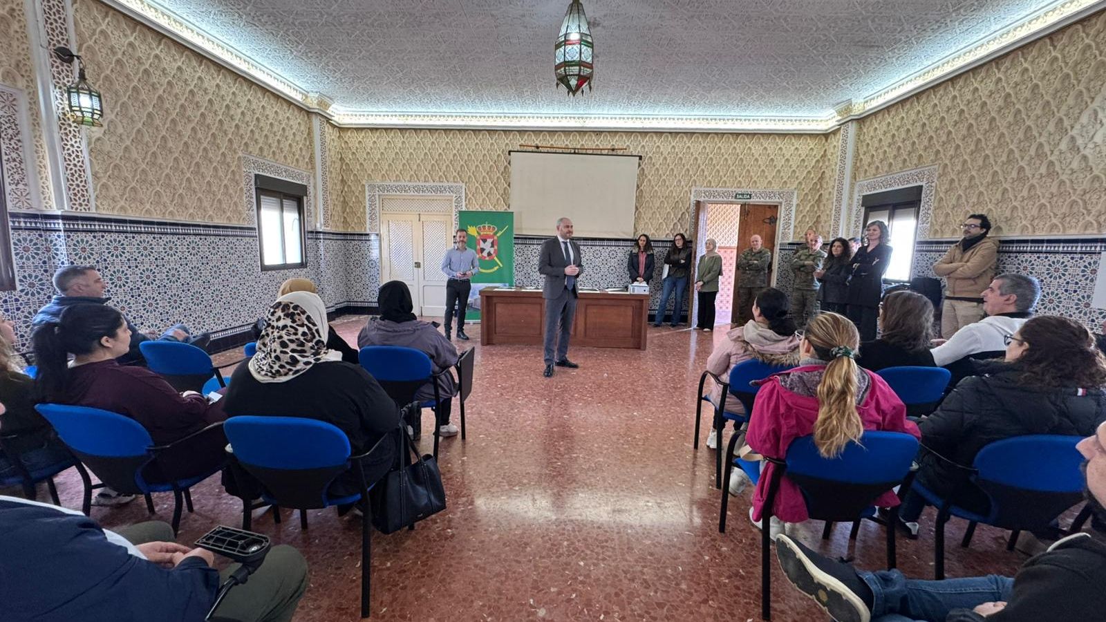 La Delegación del Gobierno ha formalizado la contratación de 53 trabajadores para el Plan de Empleo en el Ministerio de Defensa.