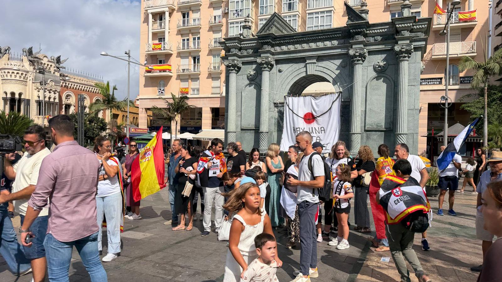 Ceuta vuelve a salir a la calle para reclamar seguridad y la recuperación de la normalidad