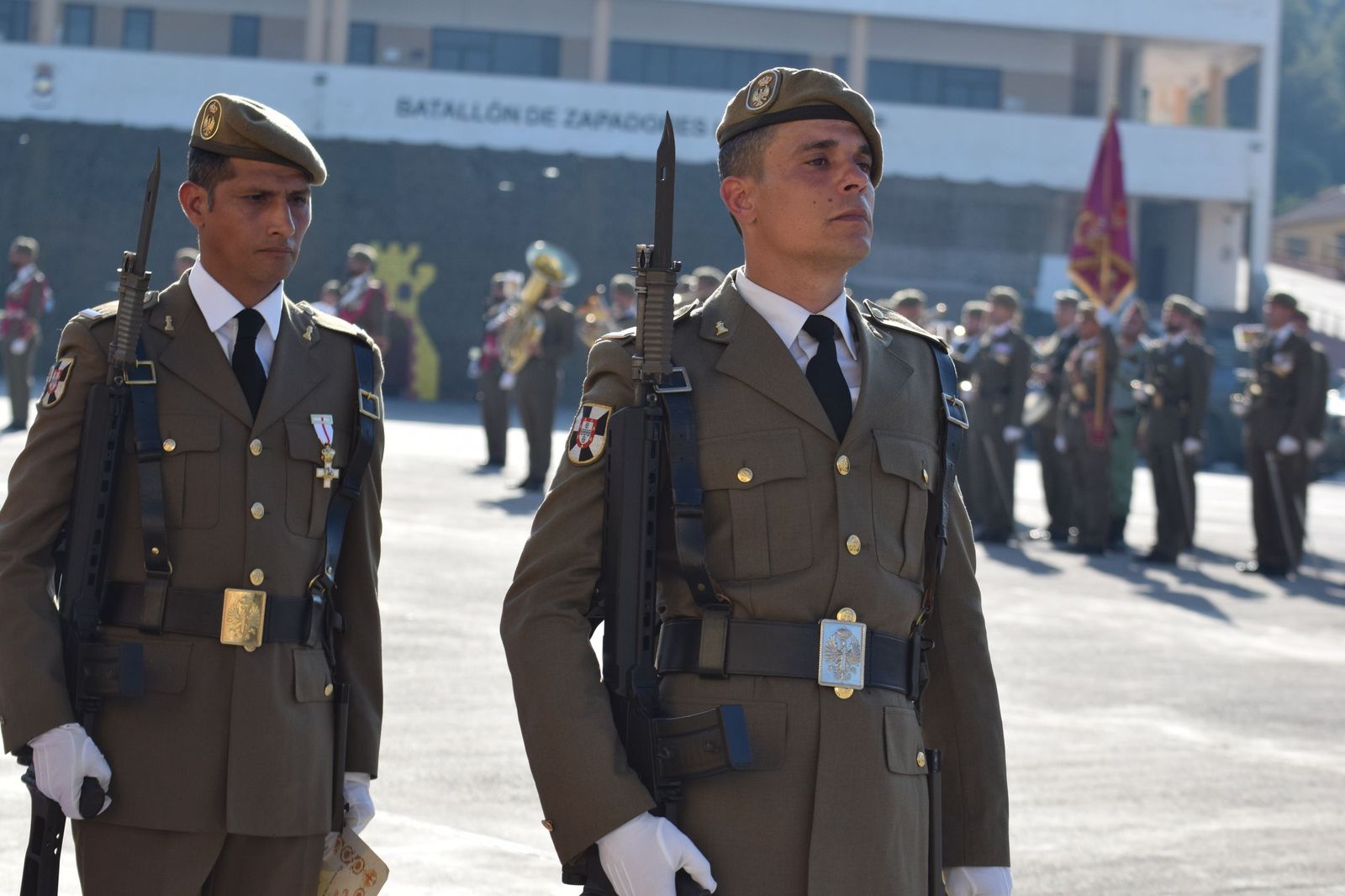 El Regimiento de Ingenieros 7 honra a San Fernando en una solemne parada militar en El Jaral