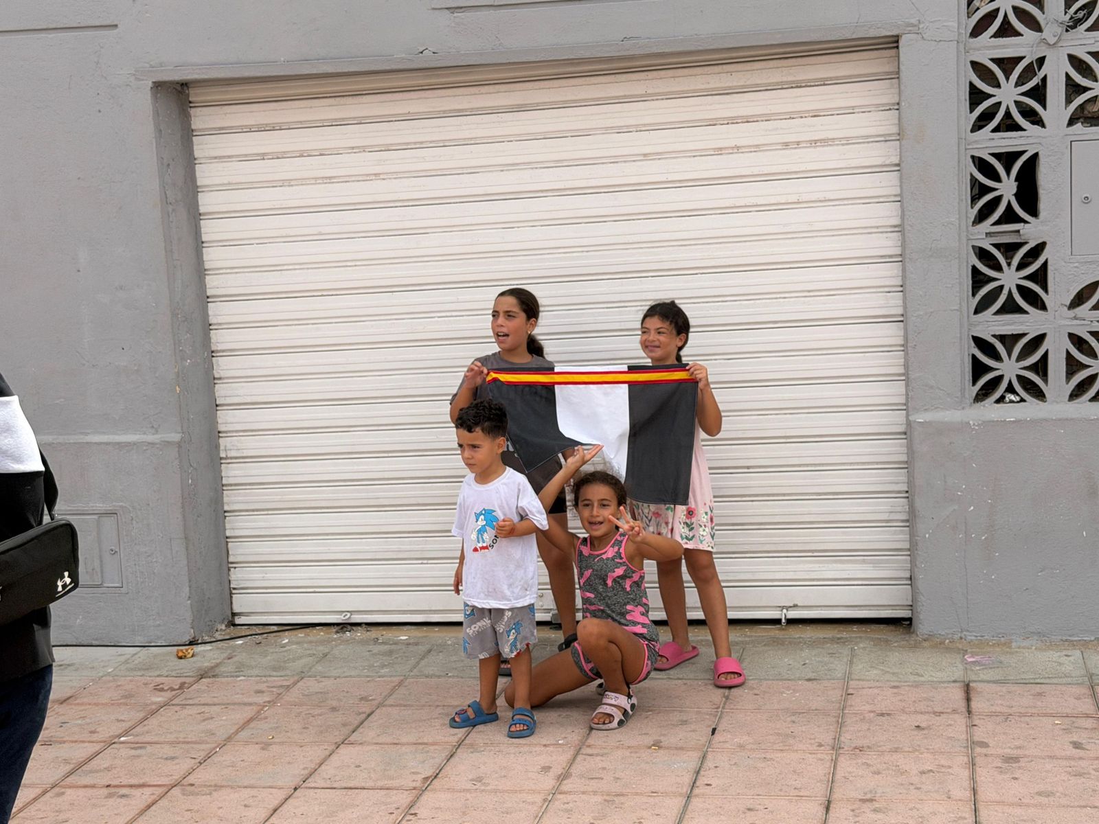 Ceuta vuelve a echarse a las calles para recordar que "Un caballa nunca se rinde"