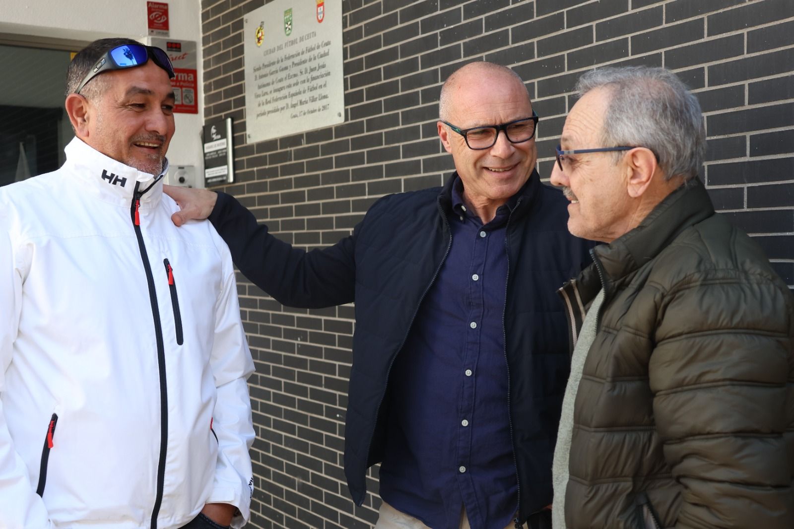 Sentido homenaje de la RFFCE a personas que dejaron huellas en el fútbol
