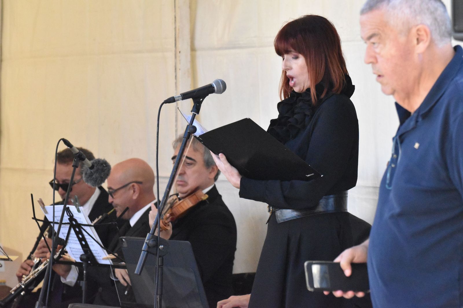 Un recuerdo institucional en el Día de Difuntos para quienes faltan