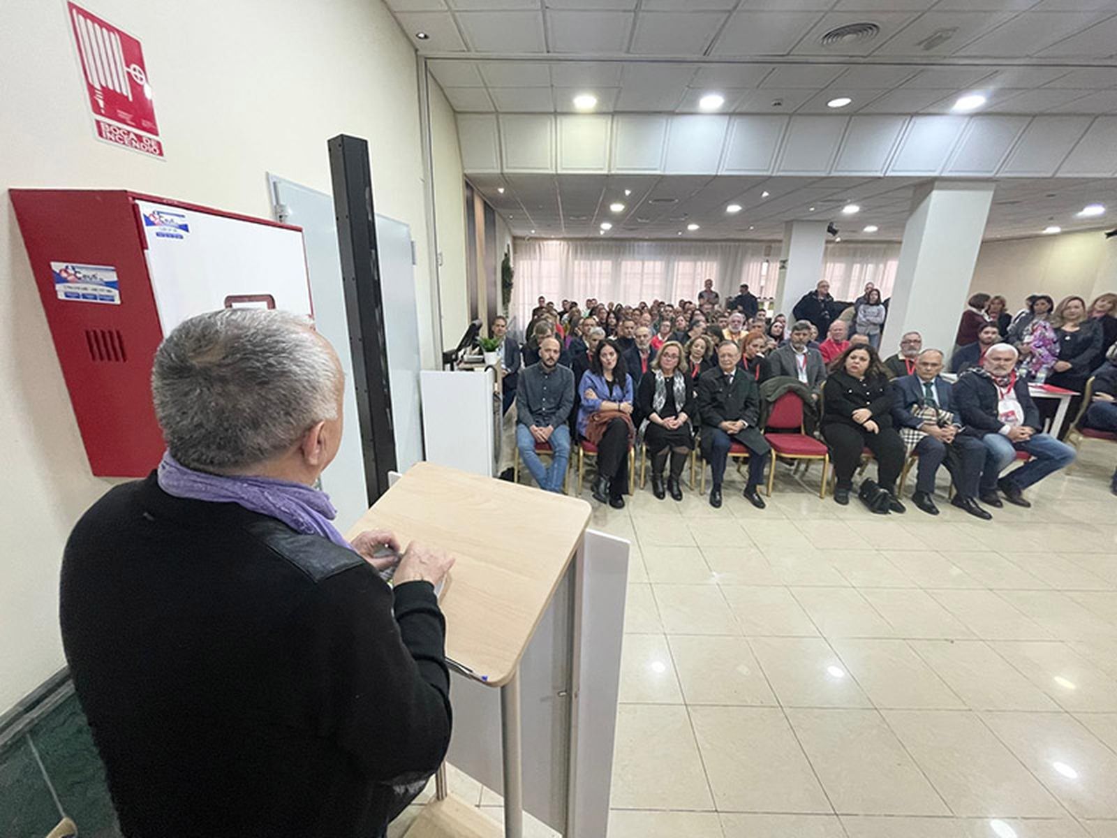 Álvarez se dirige a los asistentes/FOTO REDUAN