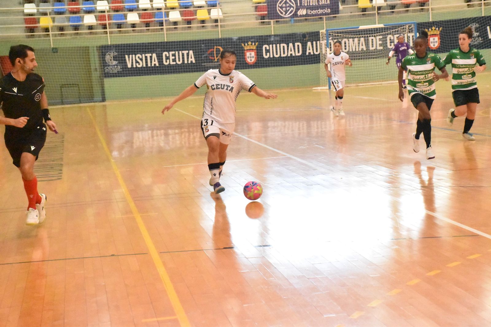 (4-4) AD Ceuta y Guadalcacin empatan en un vibrante partido