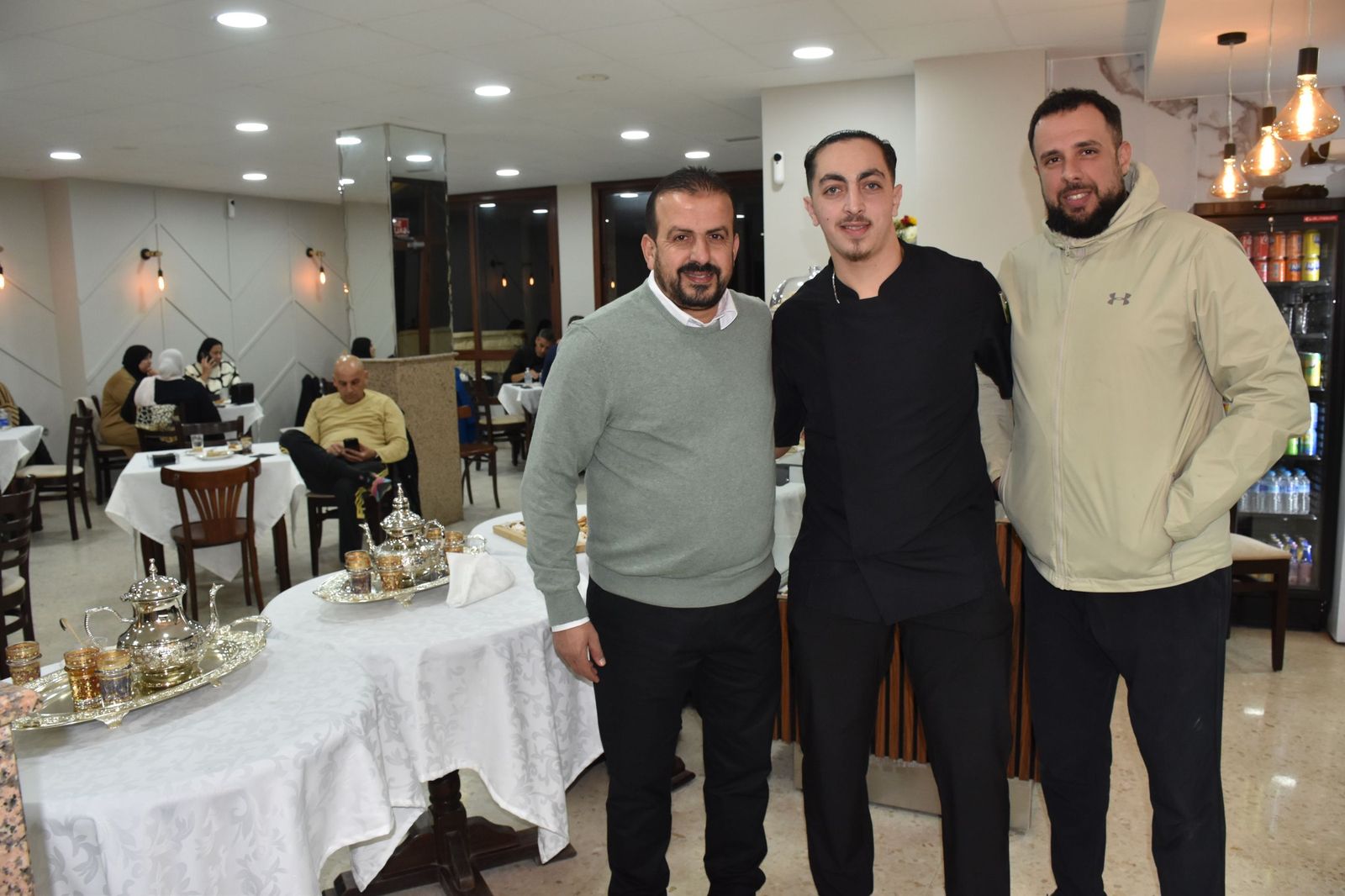 La Terraza del Estrecho reabre sus puertas en la barriada de Benzú