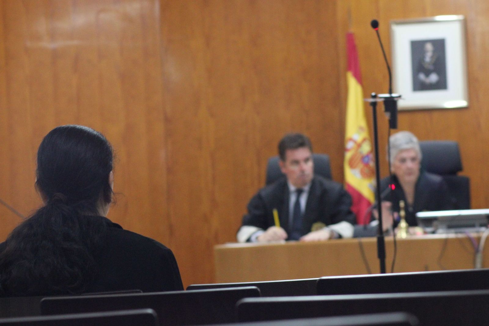 M.H.A. frente a los jueces en la Audiencia Provincial el pasado miércoles.