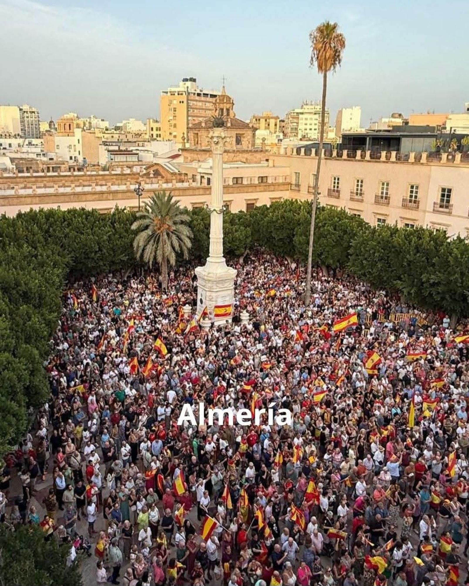 España se pone en pie por Ceuta y convierte el Día de la Ciudad en una gran muestra nacional de solidaridad