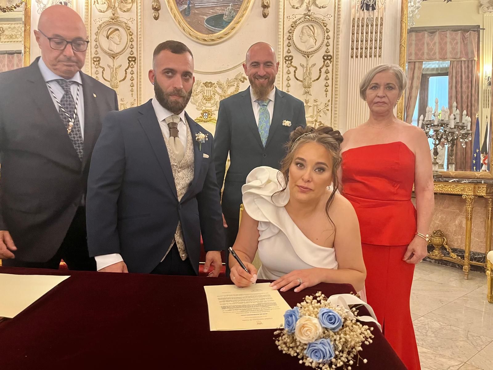 Jesús y Rosa sellan su amor en el Salón del Trono