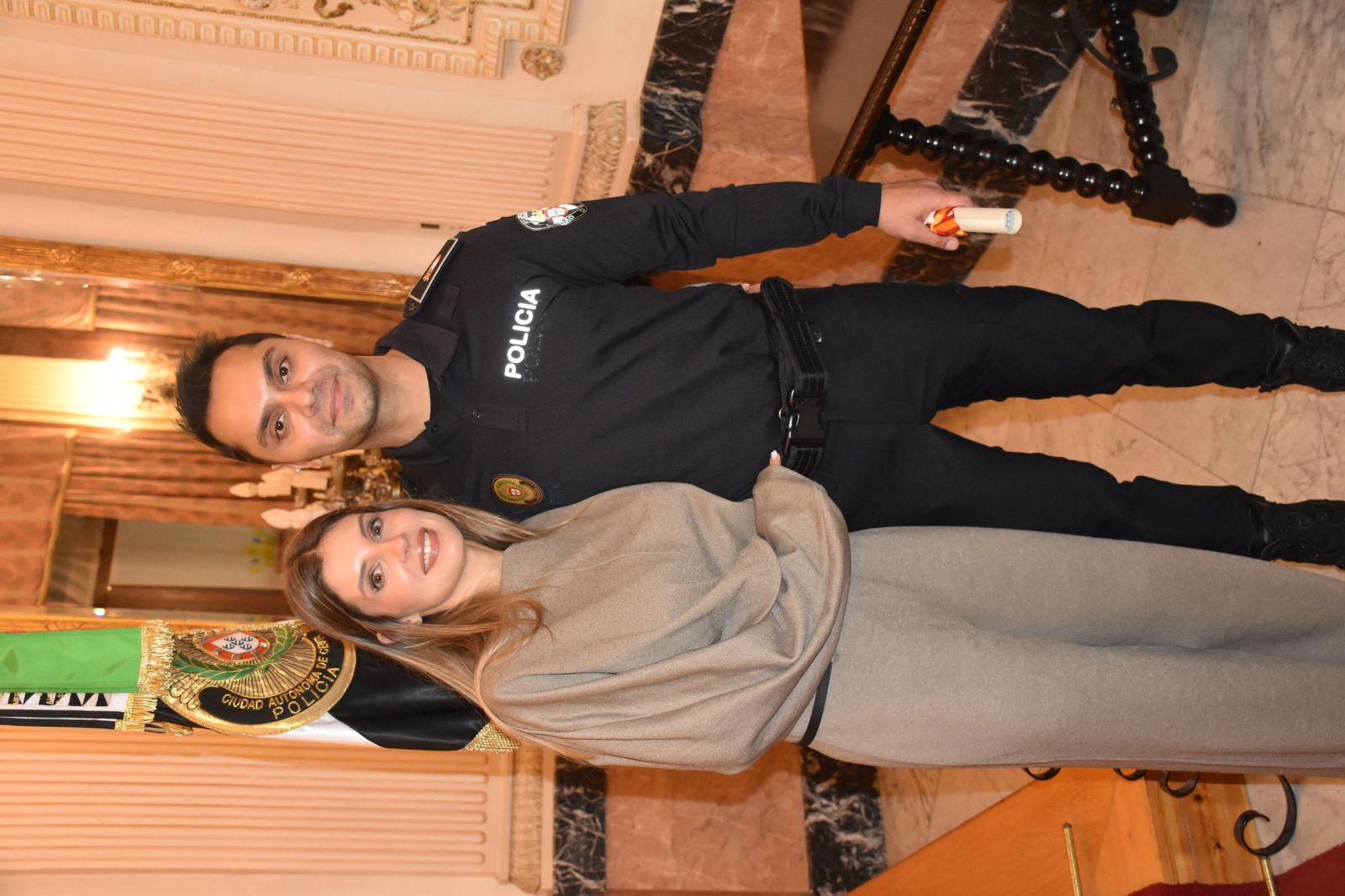 La toma de posesión de los 15 nuevos policías locales, en imágenes