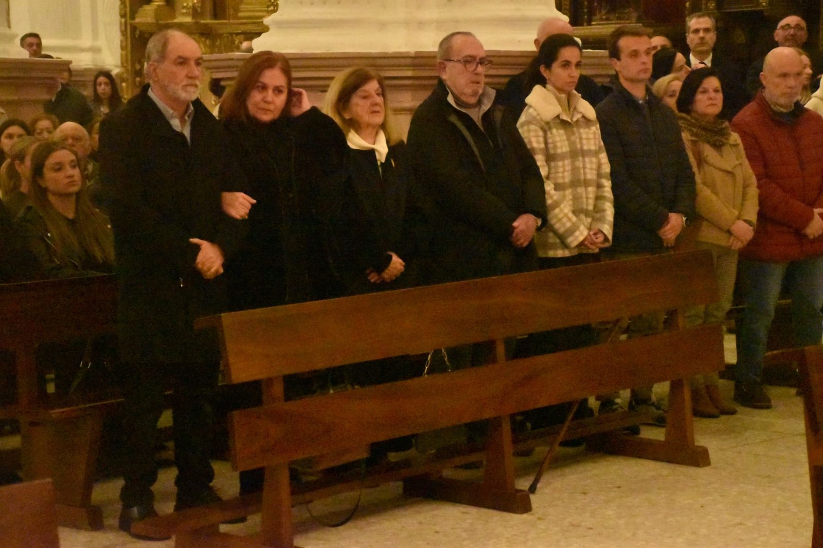 Una misa en la iglesia de África rinde memoria al capitán Álvaro García