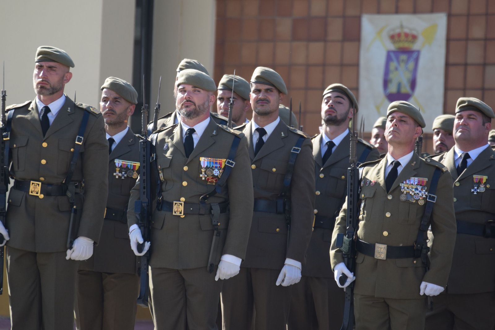 El Regimiento de Ingenieros 7 honra a San Fernando en una solemne parada militar en El Jaral