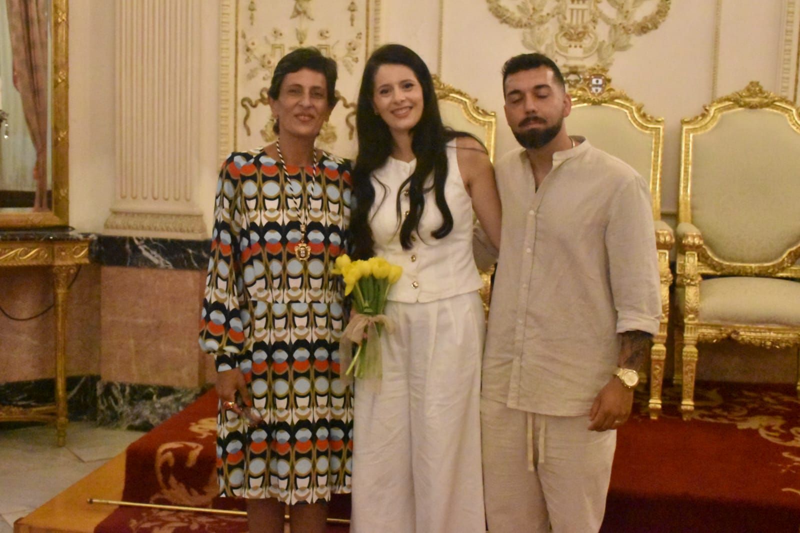 Daniel y Rosalía sellan su historia de amor en el Salón del Trono del Palacio Autonómico