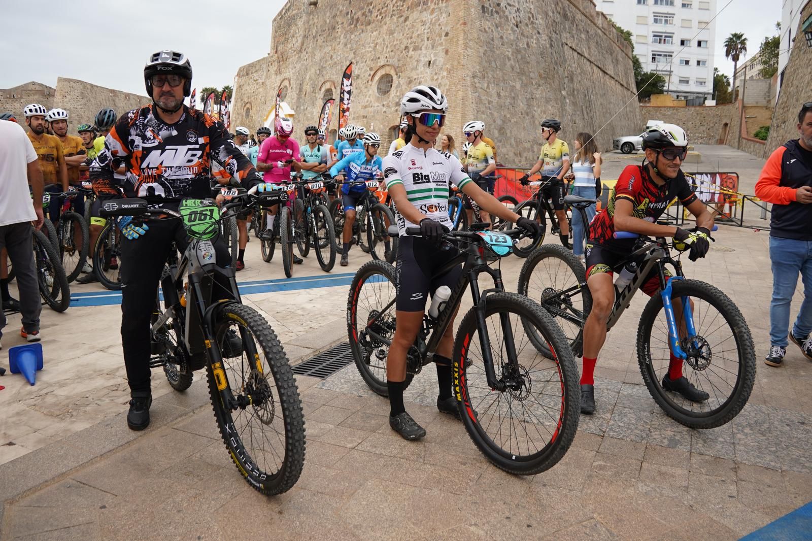 Se cierra una nueva edición de la 'Hércules Bike Race' de Afrikanos