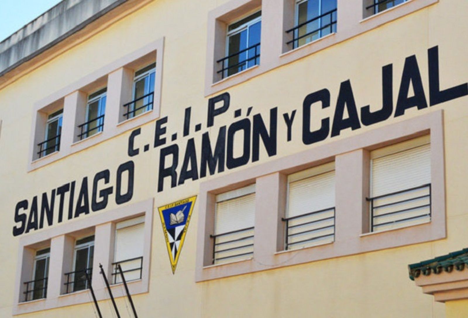 Fachada del CEIP Ramón y Cajal
