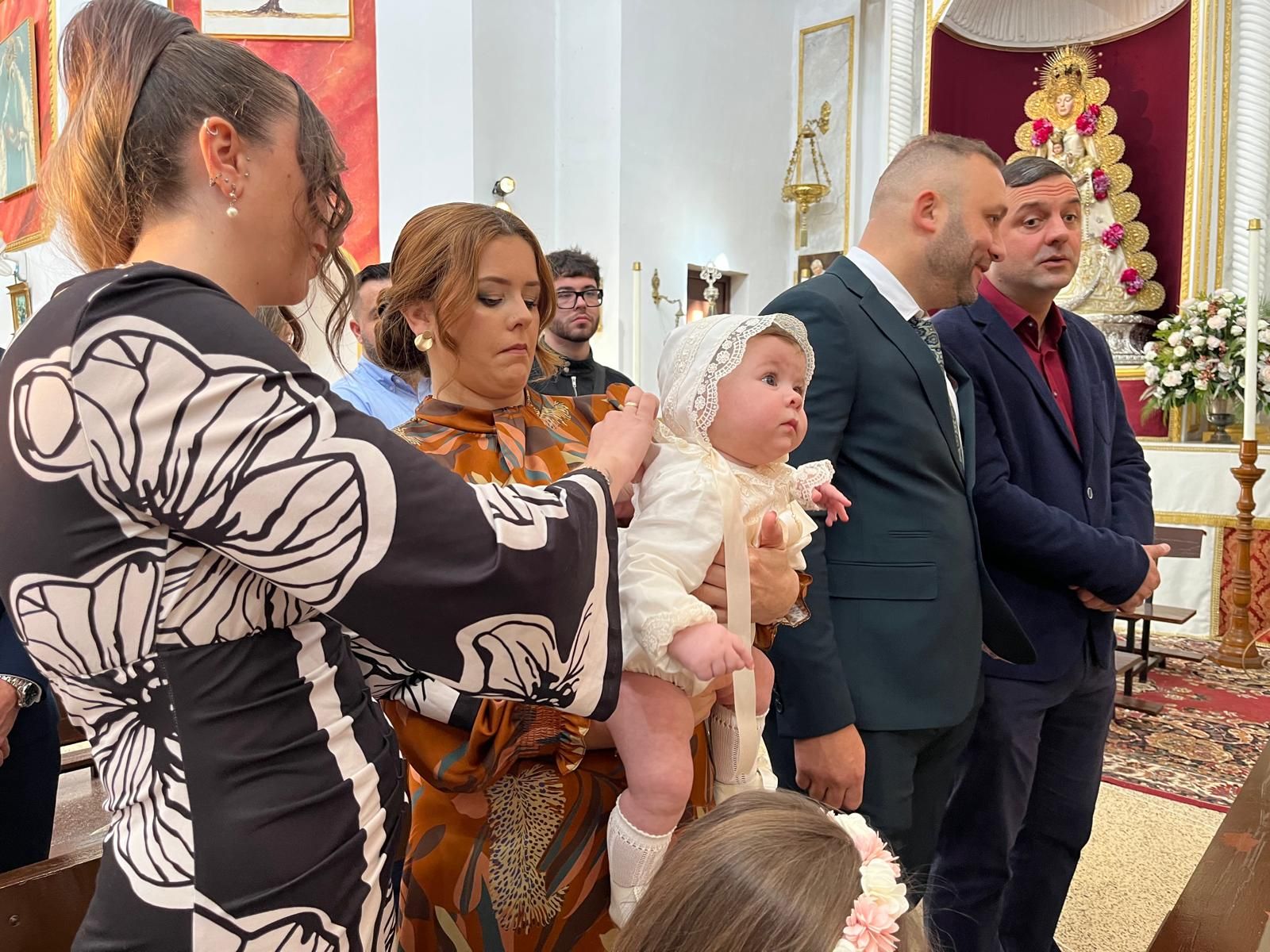 Tiago recibe el Sacramento del Bautismo en Santa Teresa