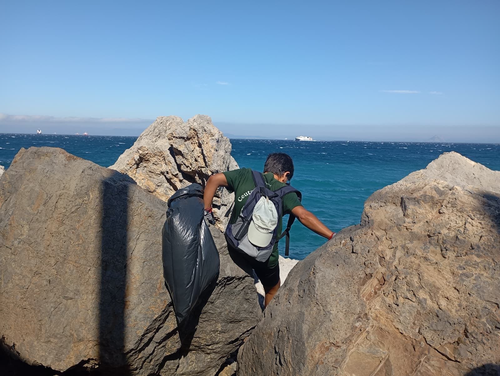 Bonita mañana ecológica en la playa de San Amaro