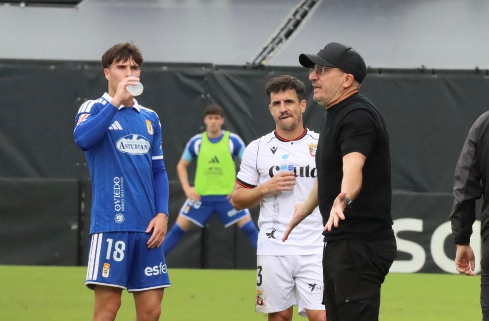 Las mejores imágenes del AD Ceuta - Real Oviedo