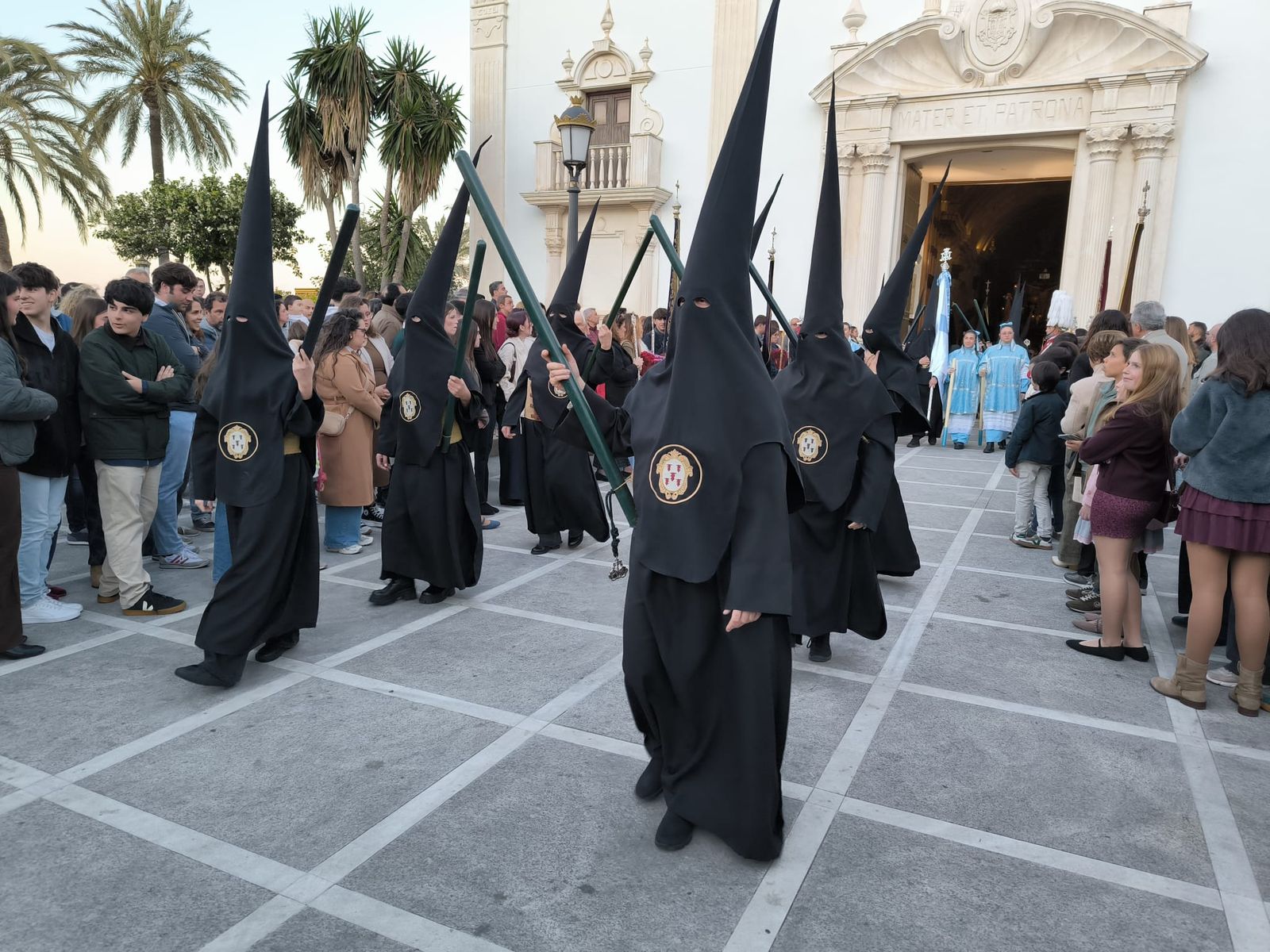 La imagen más antigua y el fervor de costumbre