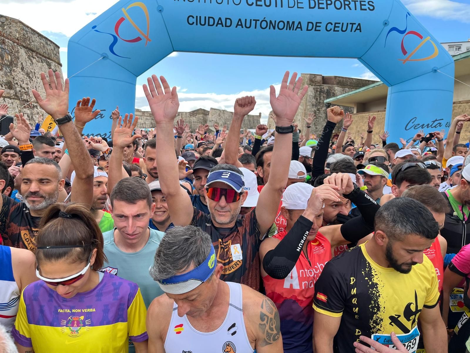 La previa y el inicio de la X Cuna de la Legión a través del objetivo de Reduan