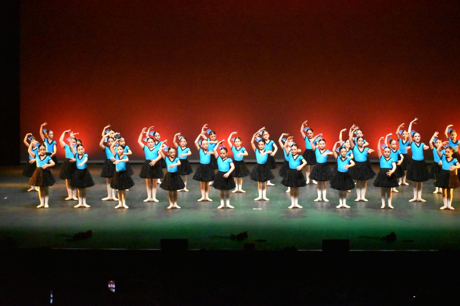 Allegro conquista al público del Auditorio del Revellín con ‘A tu vera’