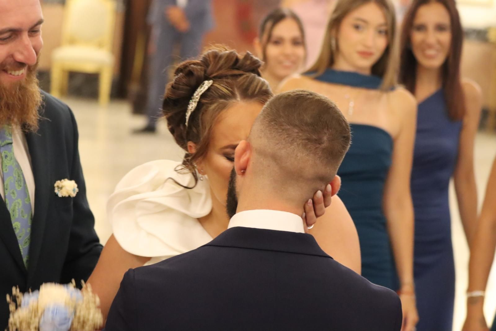 Jesús y Rosa sellan su amor en el Salón del Trono