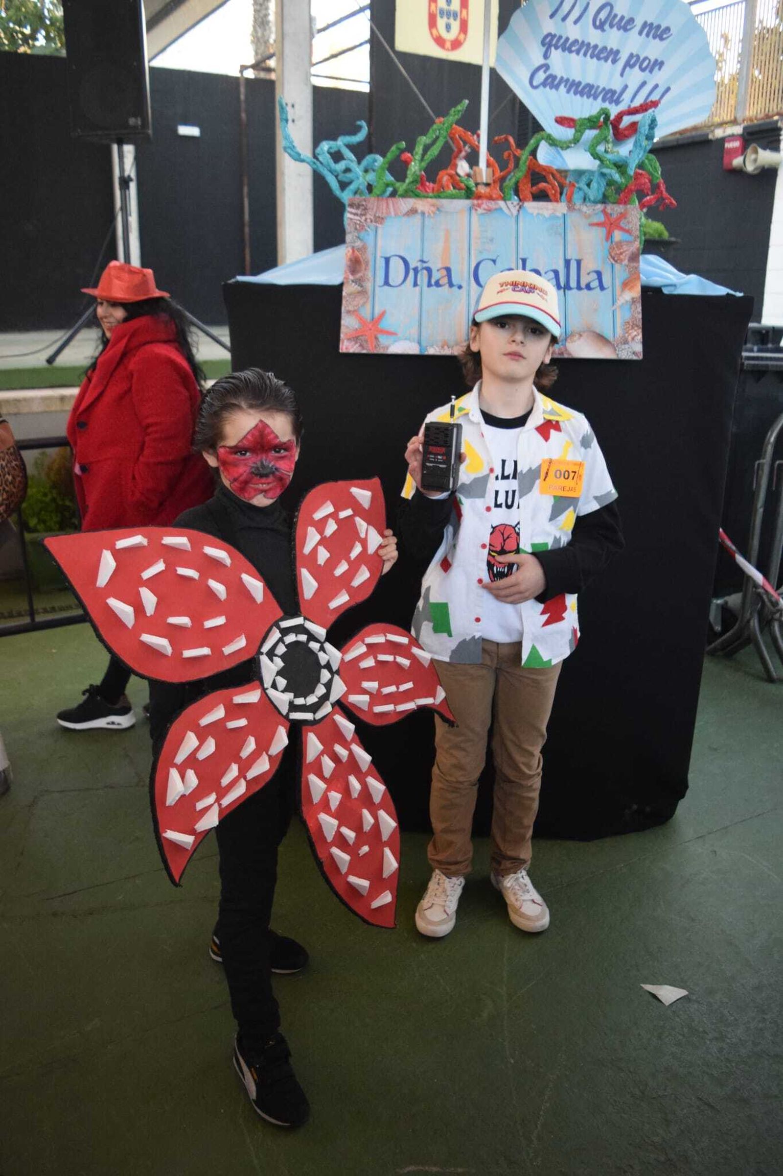 El concurso de carnaval infantil disfraza el Auditorio de la Marina con motivos de circo