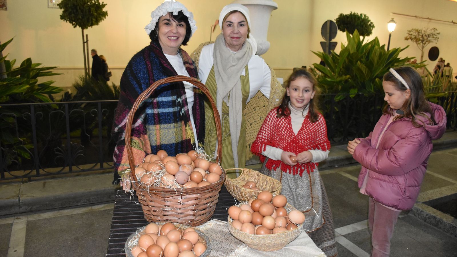 La plaza de África se transforma en Belén en una tarde mágica en pleno corazón de Ceuta