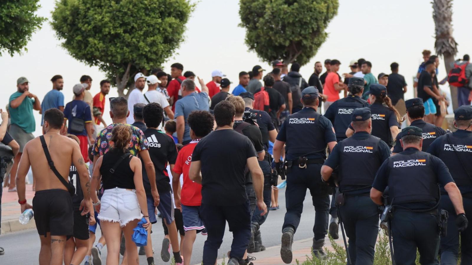 Movilización ciudadana  en Loma Colmenar contra la gestión que el Gobierno nacional hace de la crisis migratoria