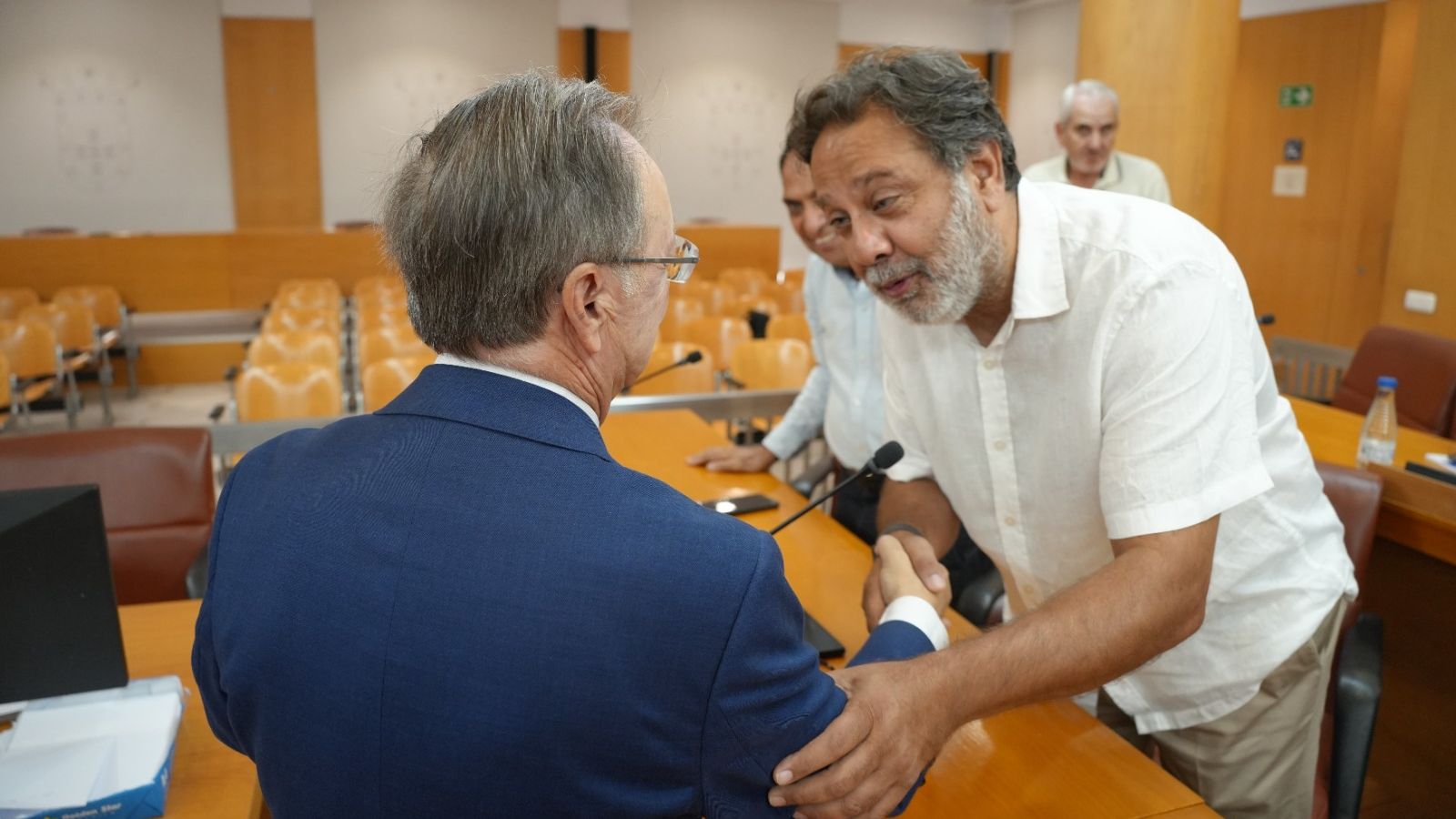 Encuentro en el Palacio de la Asamblea