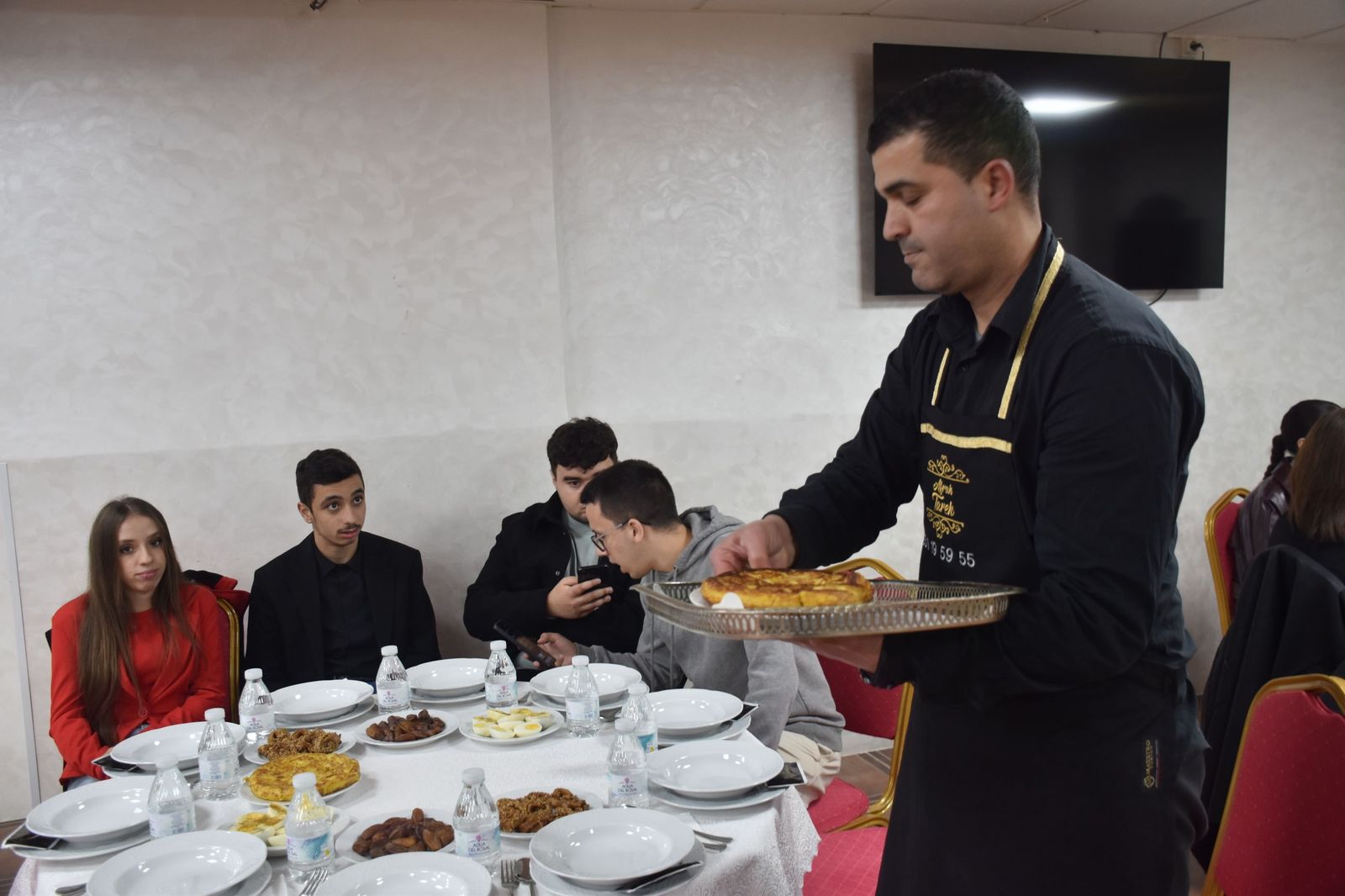 La comunidad educativa celebra el iftar de la FAMPA con “un espíritu constructivo y de colaboración”