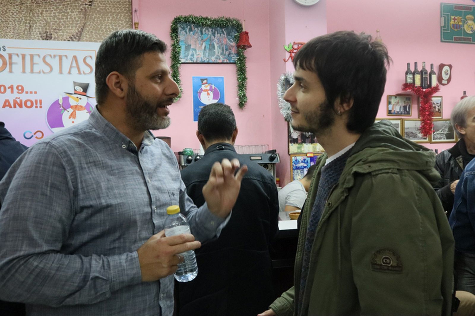 El líder de Ceuta Ya!, Mohamed Mustafa, junto a Julio Basurco