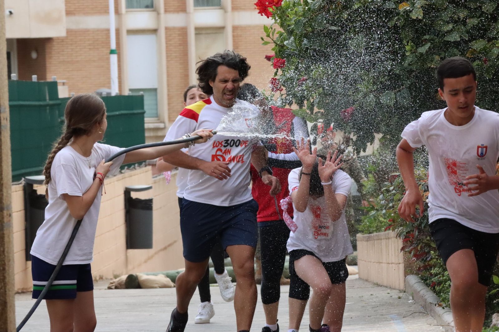 El ‘Desafío de los 300’ convierte Ceuta en una fiesta escolar de esfuerzo, compañerismo y superación