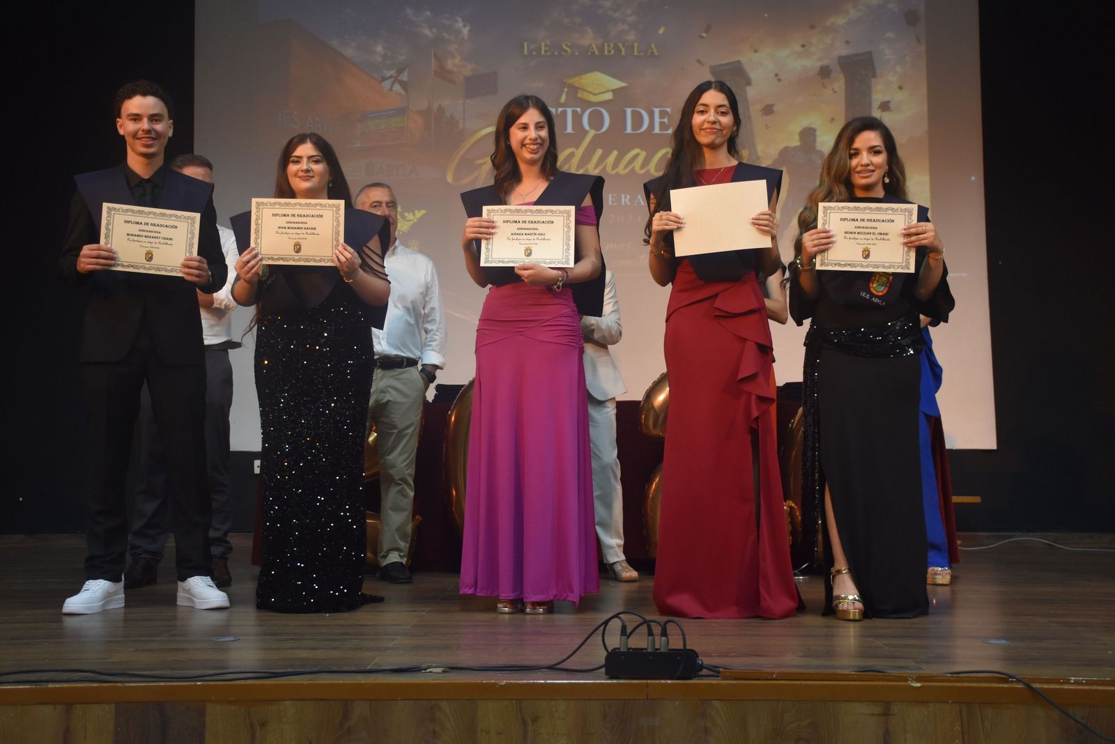 El IES Abyla despide a sus alumnos