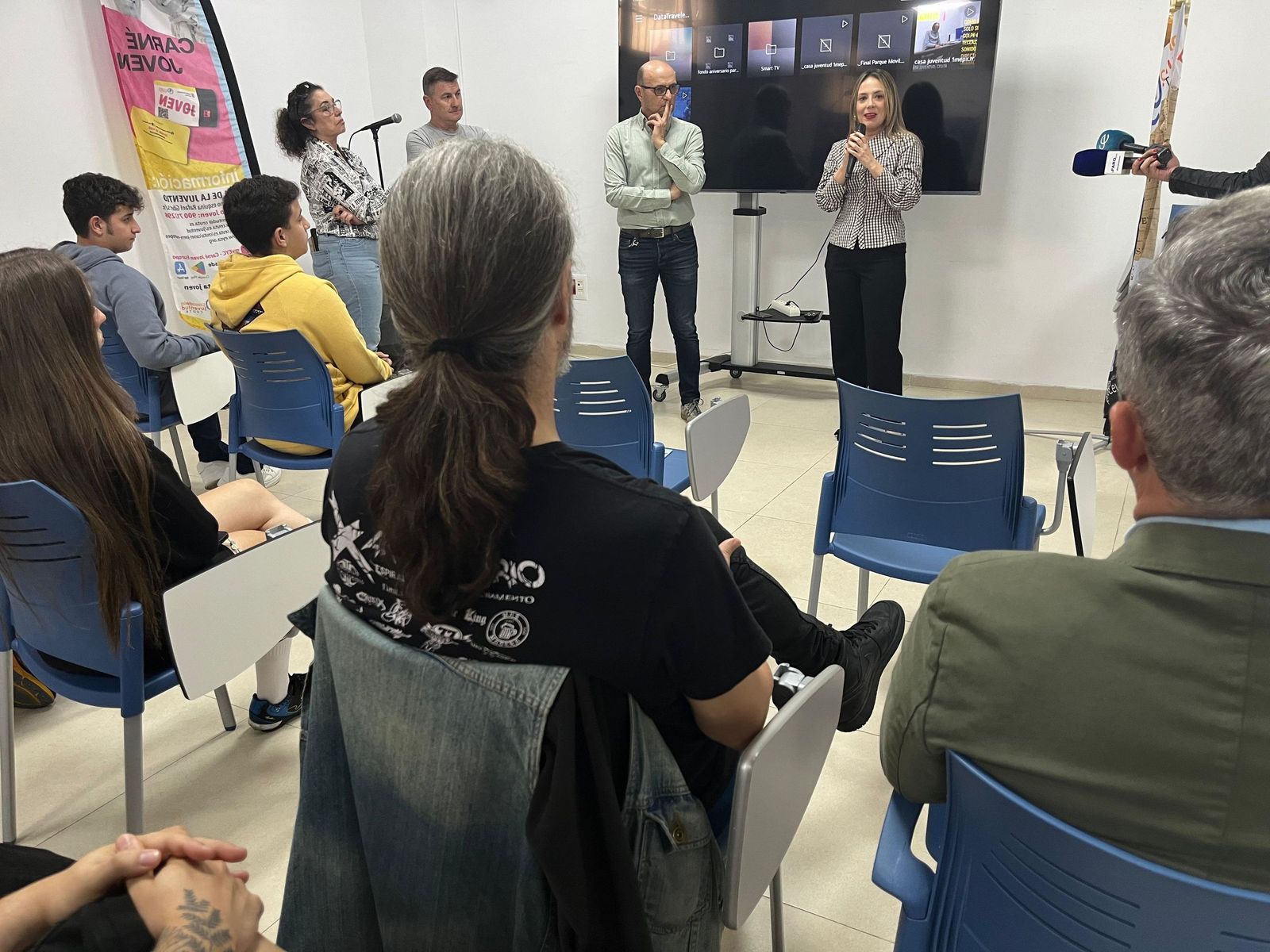 Un momento del acto de inauguración del nuevo servicio