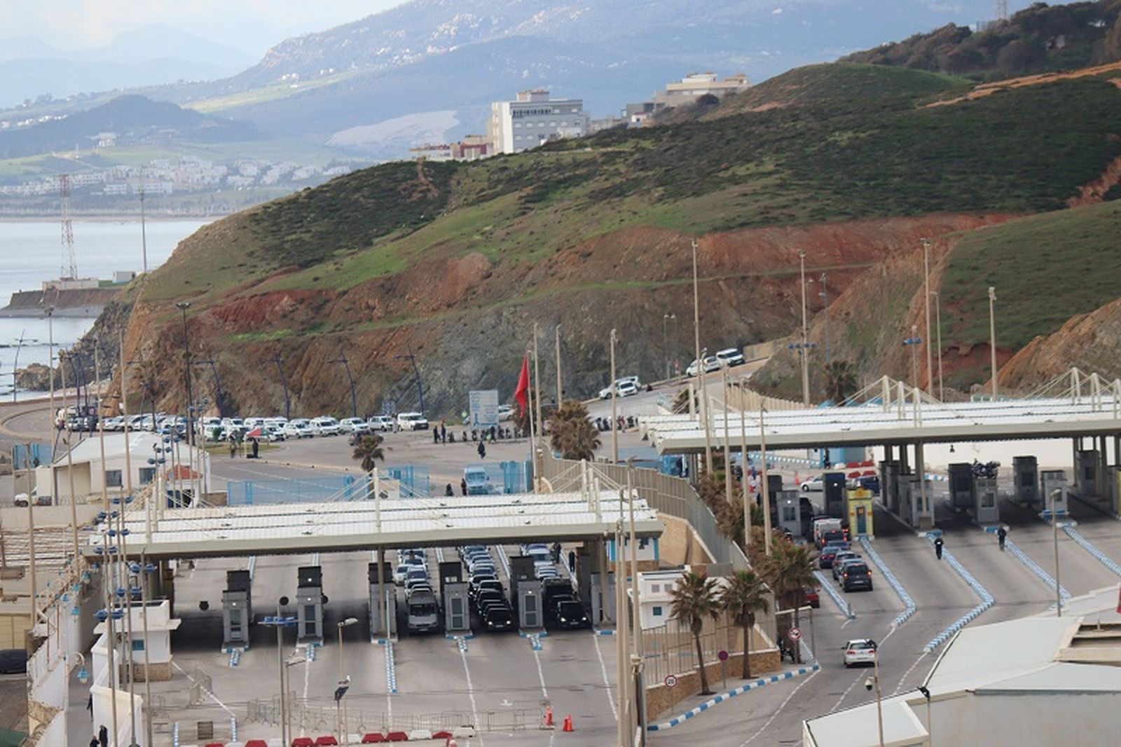 Vista de la frontera de El Tarajal. / FOTO REDUAN