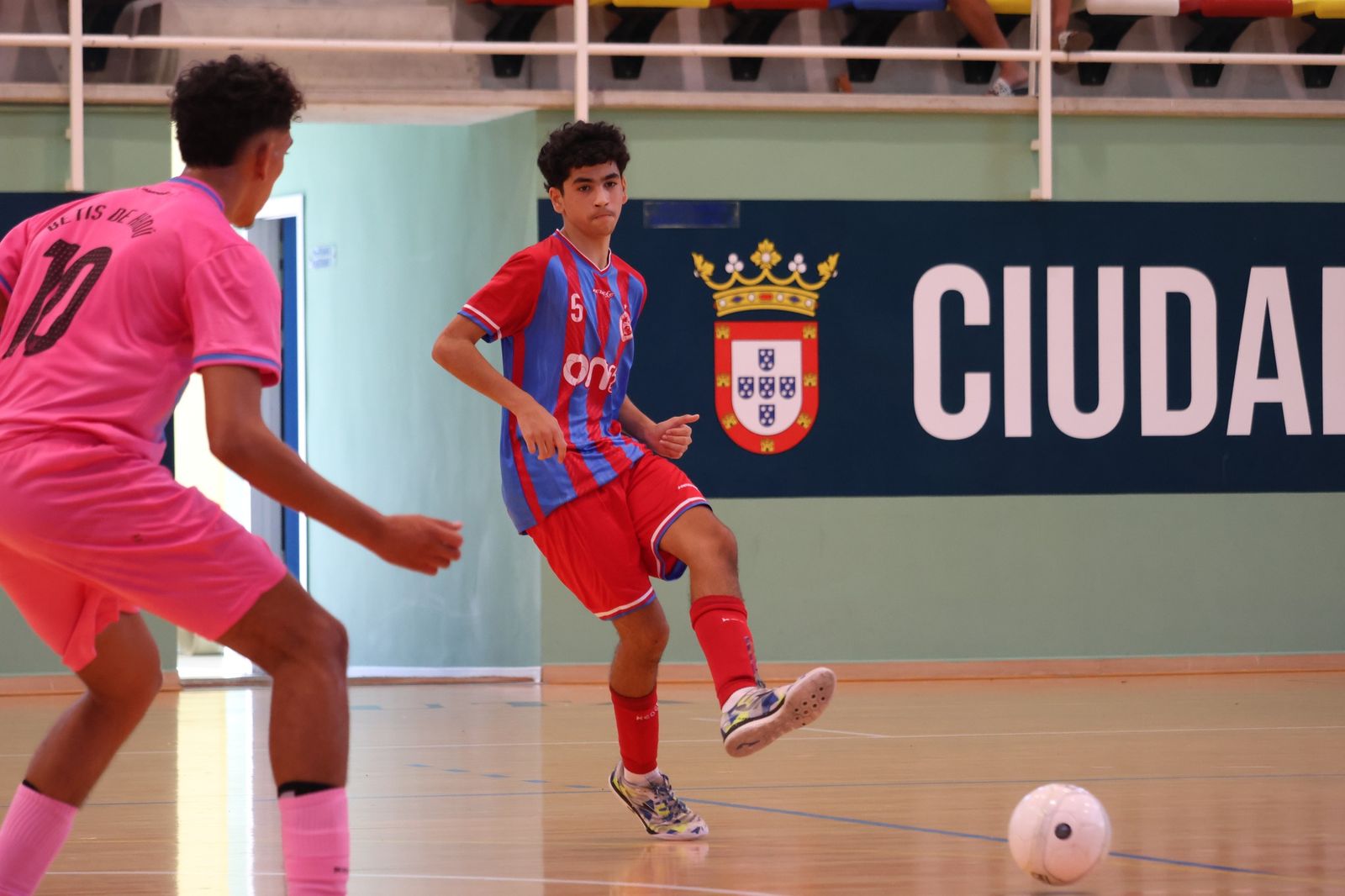 El Bahía Atlético, primer líder de la Liga Juvenil de Fútbol-sala