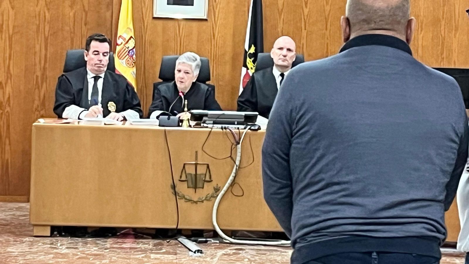Interrogatorio del acusado ante el tribunal de la Audiencia.