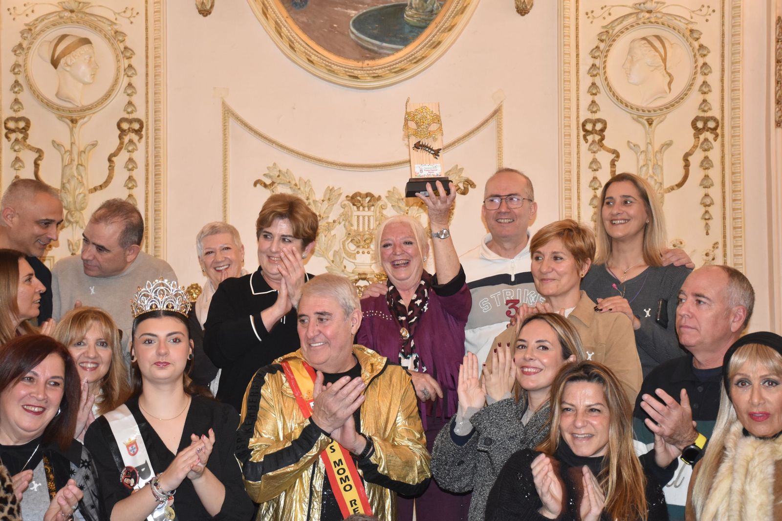 El Carnaval brilla por última vez este año con los premios de las cabalgatas